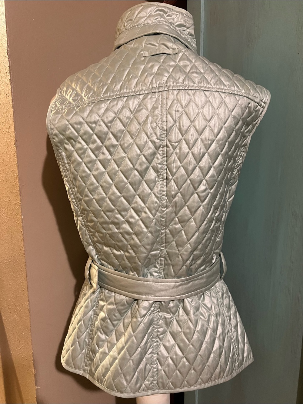 Carlisle Size 8 Sophisticated Quilted Mint Green Belted Vest w/ Detachable Hood - Picture 2 of 11
